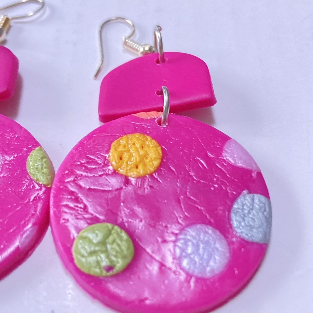 BNWT Handmade Barbiecore Pink Earrings Bundle -Treat Yourself to Trendy Elegance - Picture 4 of 12